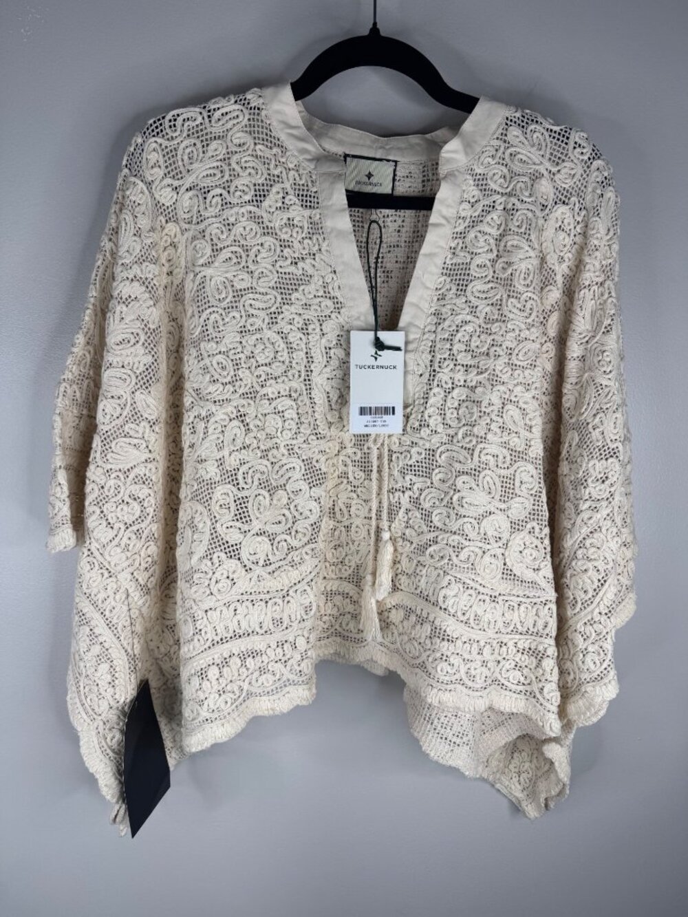 TUCKERNUCK BEACH Tan Lace Apollo Poncho Size M/L Medium Large NWT - Picture 4 of 9